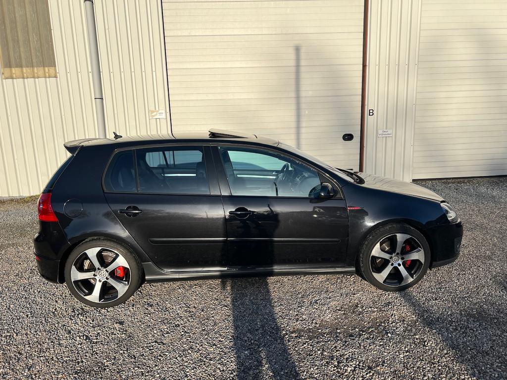 Volkswagen Golf 2.0 TFSI GTI AUTOMAAT NAVI.LEER.DAKJE!, Auto's, Volkswagen, Gebruikt, Zwart, 4 cilinders, 1984 cc
