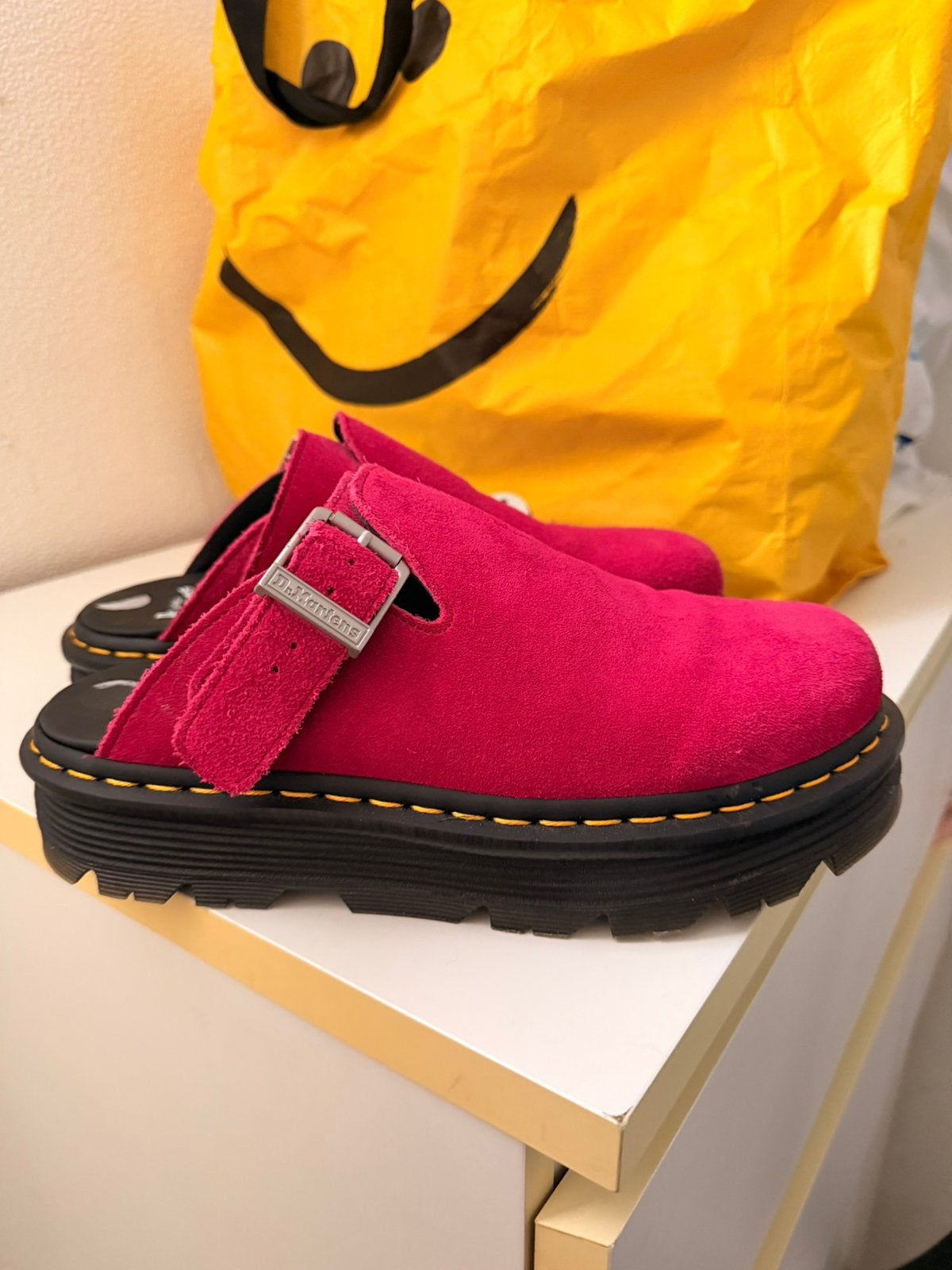 Roze Dr. Martens loafers, Kleding | Dames, Ophalen of Verzenden, Nieuw, Instappers