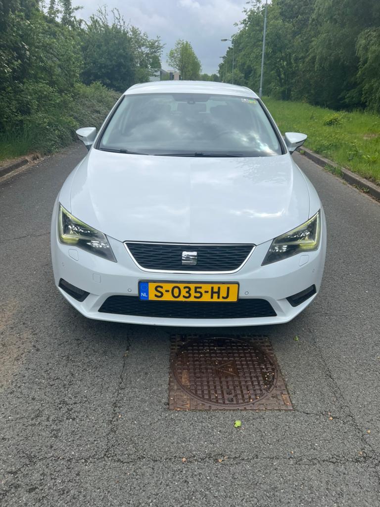 Seat Leon 1.4 TSI 90KW 2012 Wit, Auto's, Voorwielaandrijving, 4 cilinders, Leon, 610 kg
