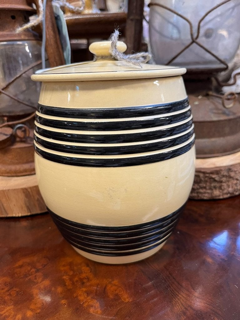 P. Regout / Brocante tabakspot, Ophalen
