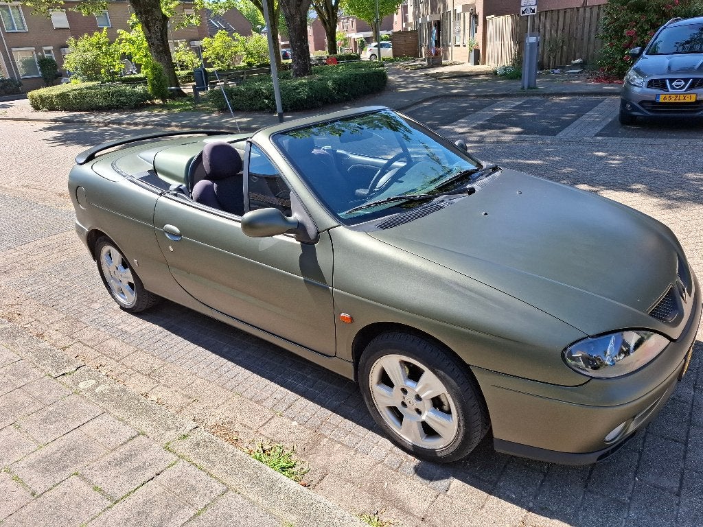 Renault Mégane 1.6 16V Expr Cabrio 2005 2002 groen, Auto's, Voorwielaandrijving, USB, Stof, Zwart