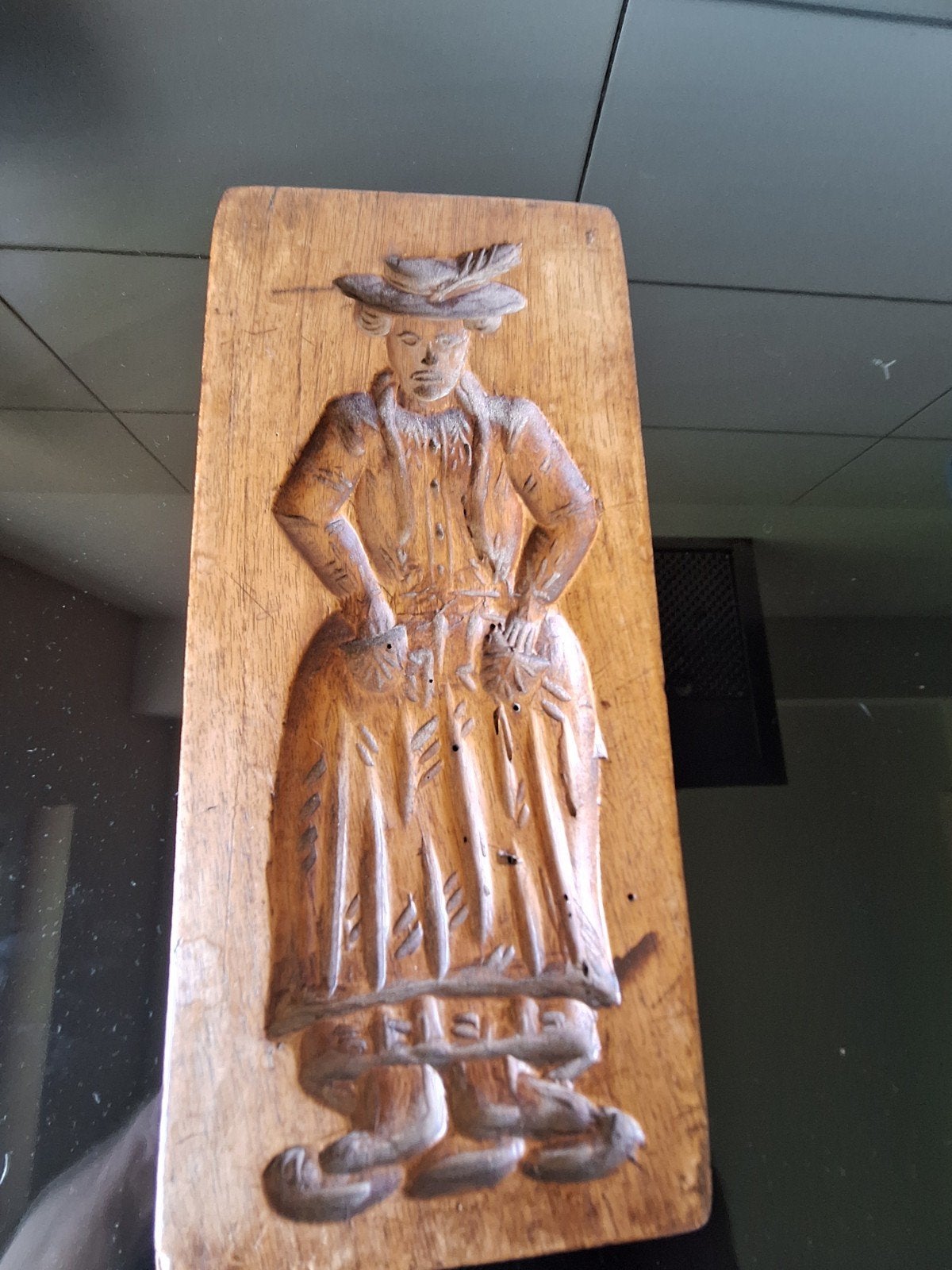 Antieke houten speculaasplank met figuur van vrouw, Ophalen of Verzenden