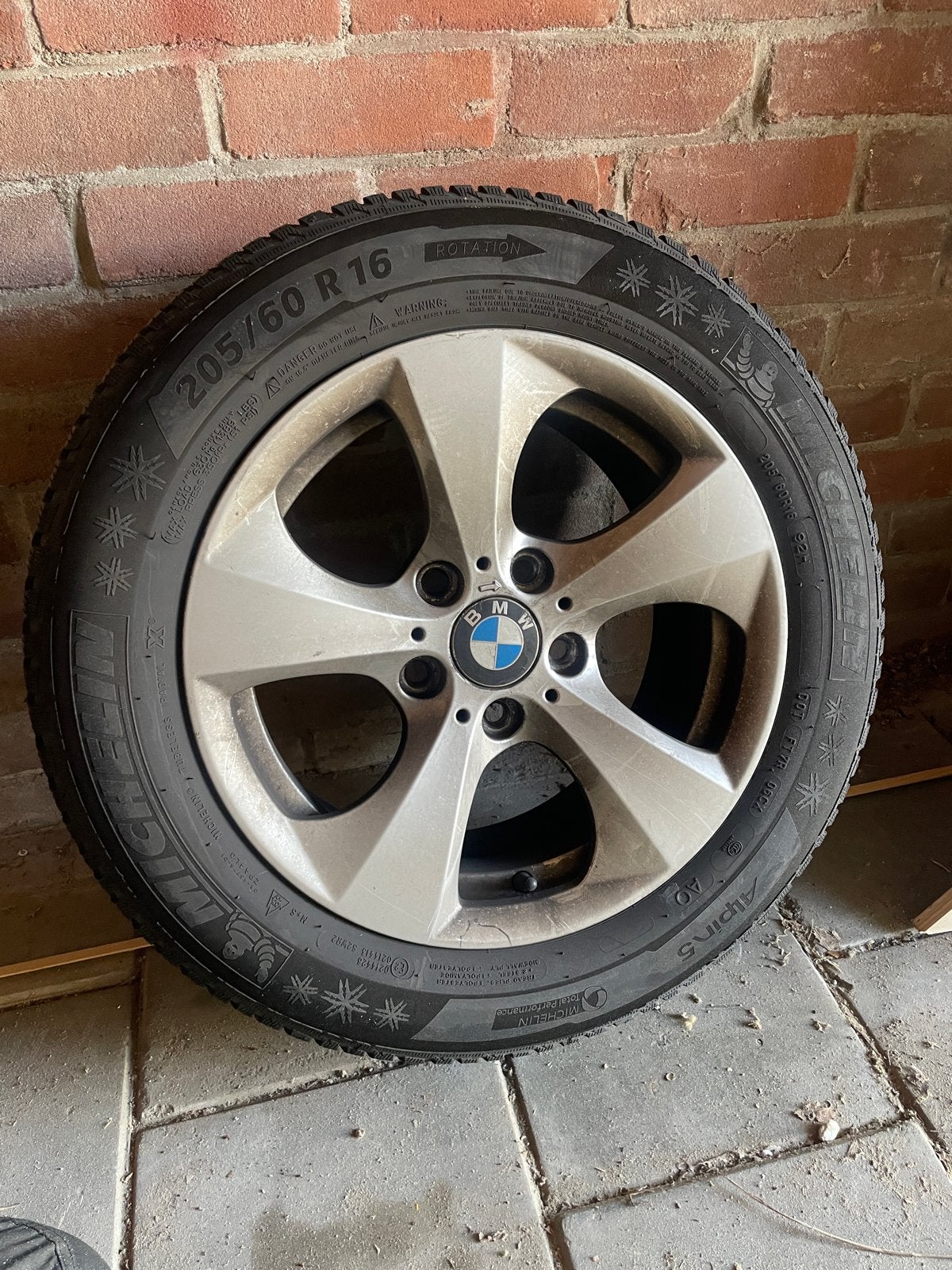 BMW 16 inch winterbanden met velgen - Michelin Alpin 5, Ophalen, Gebruikt, 16 inch, Banden en Velgen