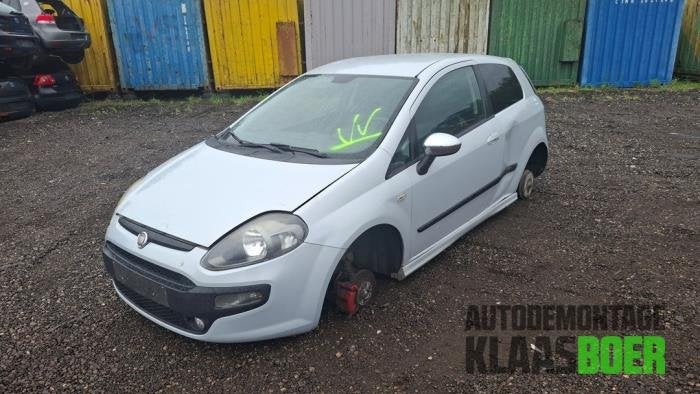 Scherm links-voor van een Fiat Punto (760/A), Auto-onderdelen, Gebruikt, -, -, 6 maanden garantie