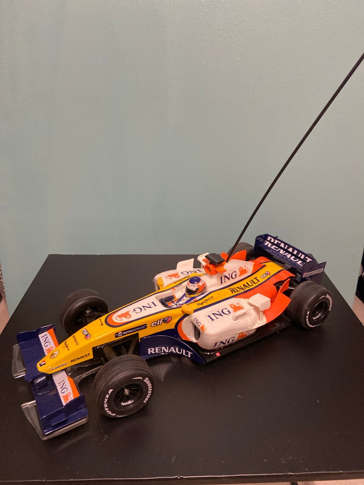 Nikko Formula Evolution RC Auto's - ING Renault F1 Team, Hobby en Vrije tijd, Modelbouw | Radiografisch | Auto's, Elektro, Ophalen of Verzenden