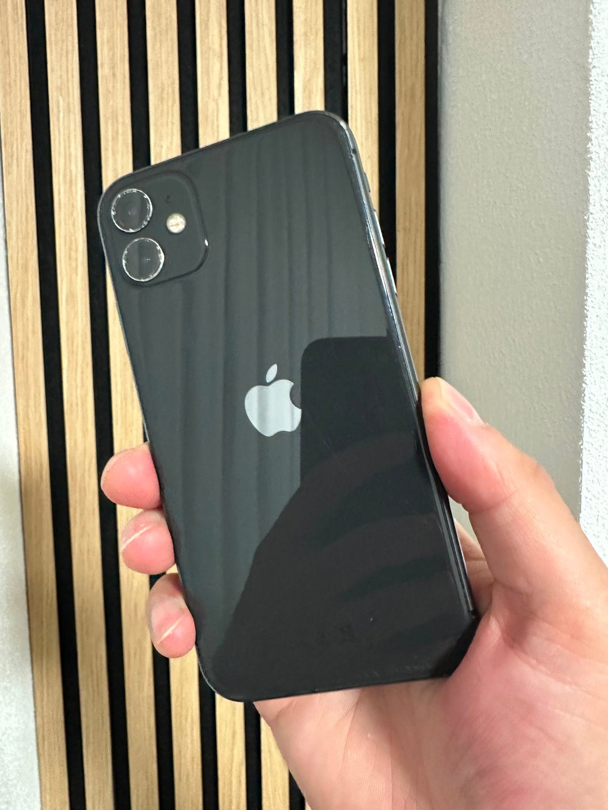 iPhone 11, Ophalen, Zwart, IPhone 11, Zo goed als nieuw