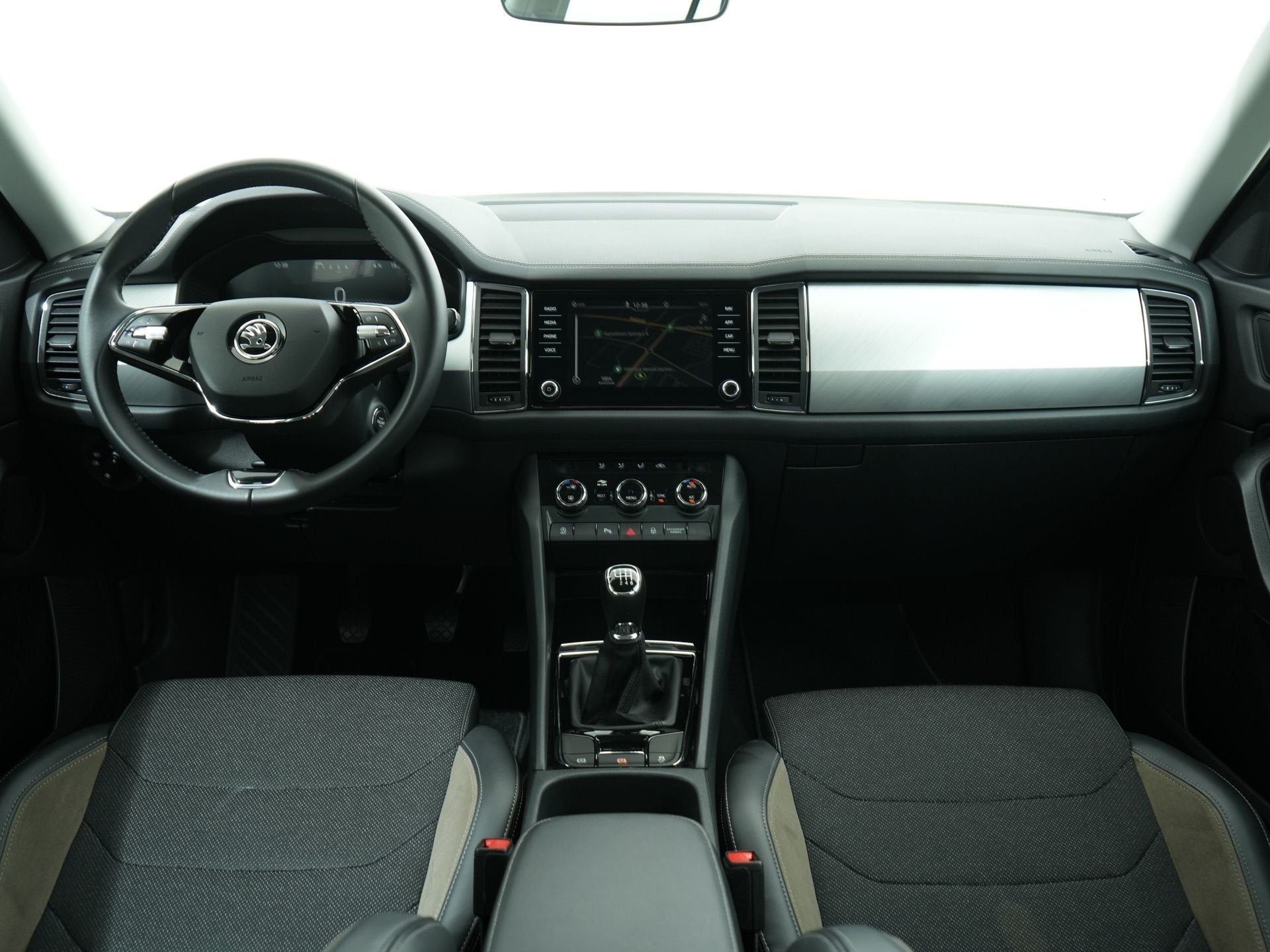 Skoda Kodiaq 1.5 TSI ACT 150PK BUSINESS EDITION 7 PERS | Tre, Auto's, Voorwielaandrijving, 4 cilinders, 150 pk, Origineel Nederlands