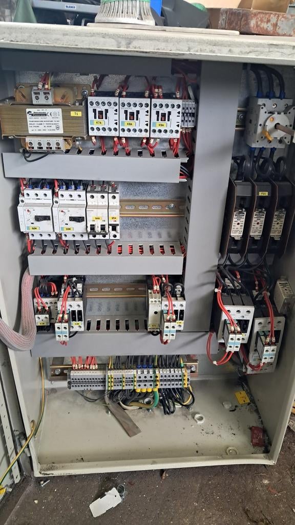 Elektrische schakelkast met diverse componenten, Ophalen of Verzenden