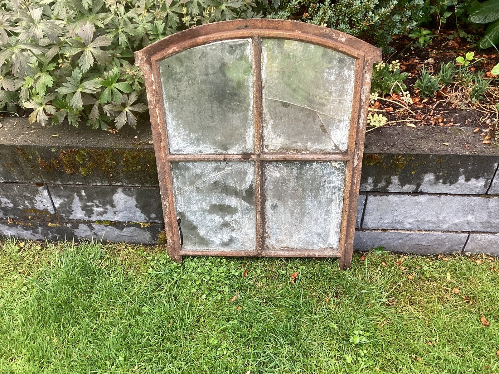 Oude gietijzeren stalraam, Ophalen, Zo goed als nieuw, Minder dan 80 cm