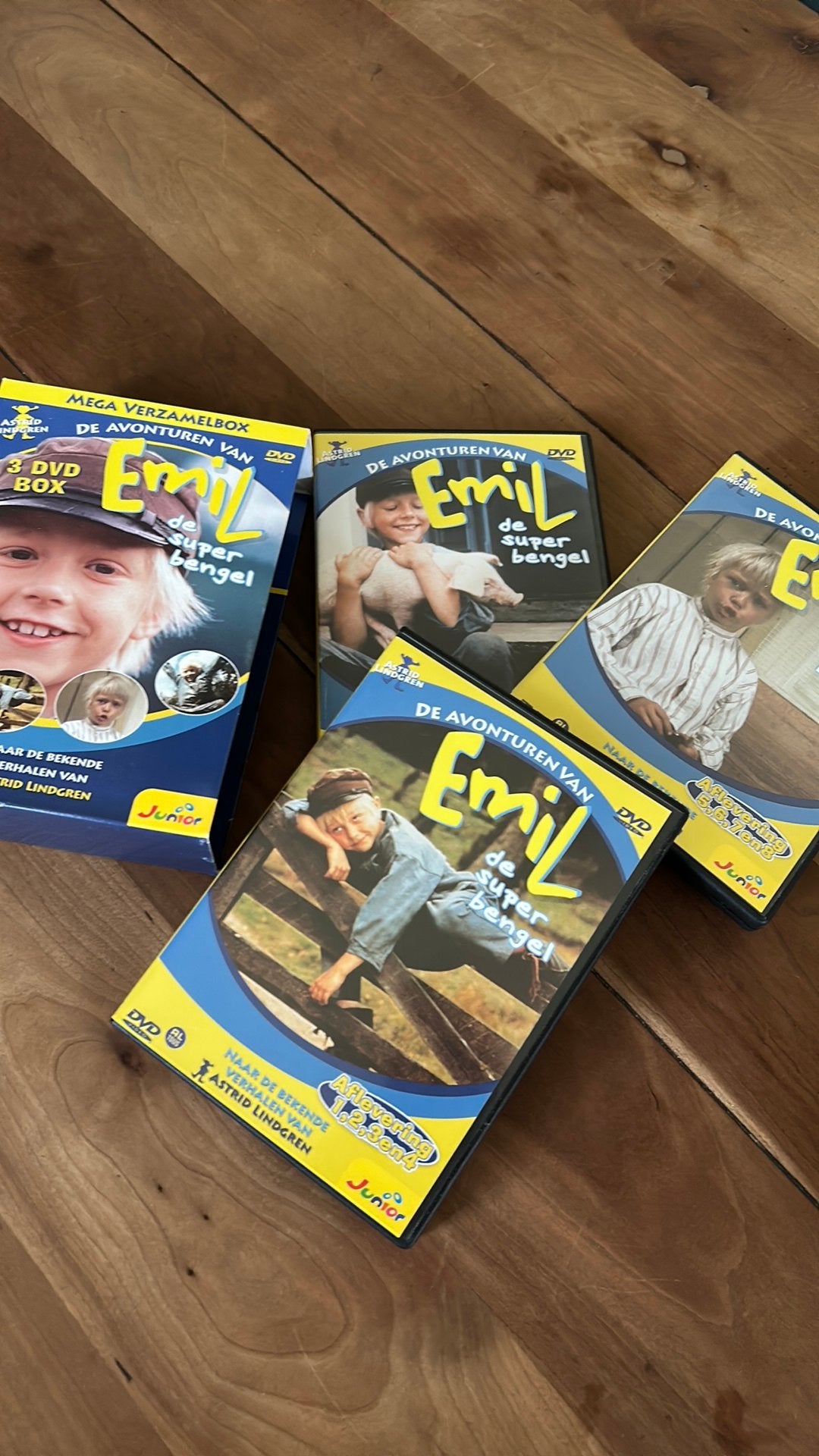Astrid Lindgren Emil de super bengel 3 dvd box, Alle leeftijden, Ophalen of Verzenden, Zo goed als nieuw