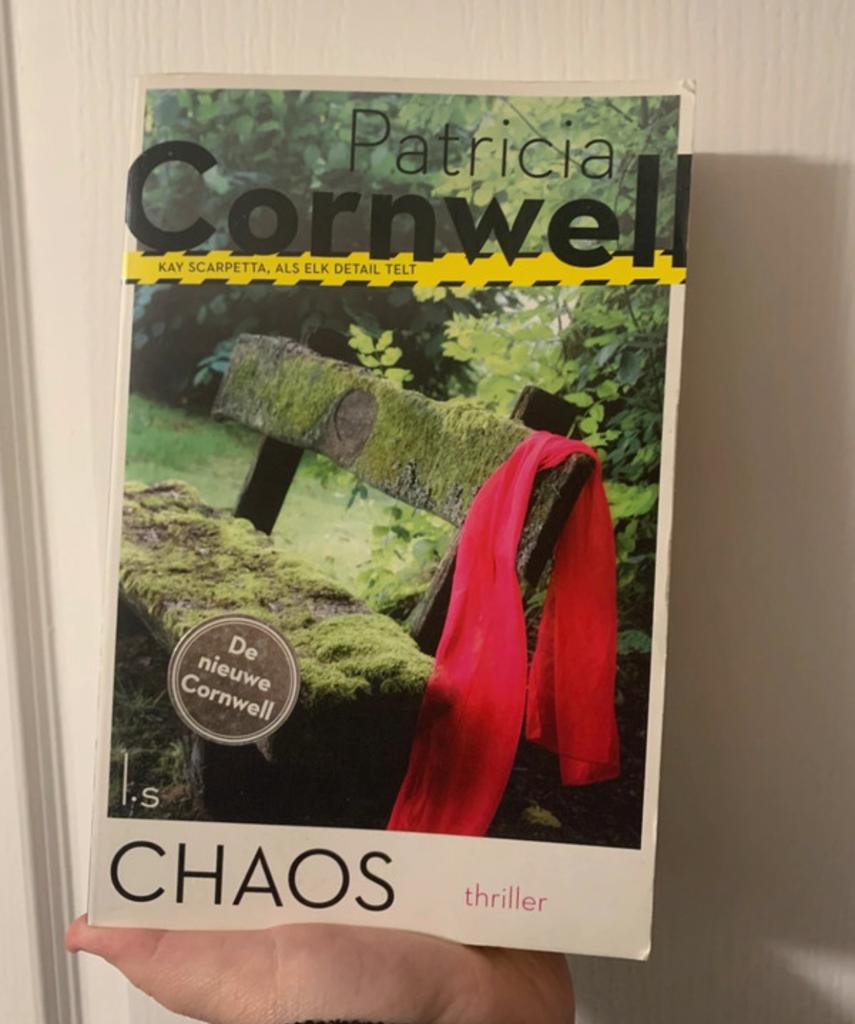 Chaos, Ophalen of Verzenden, Gelezen, Nederland