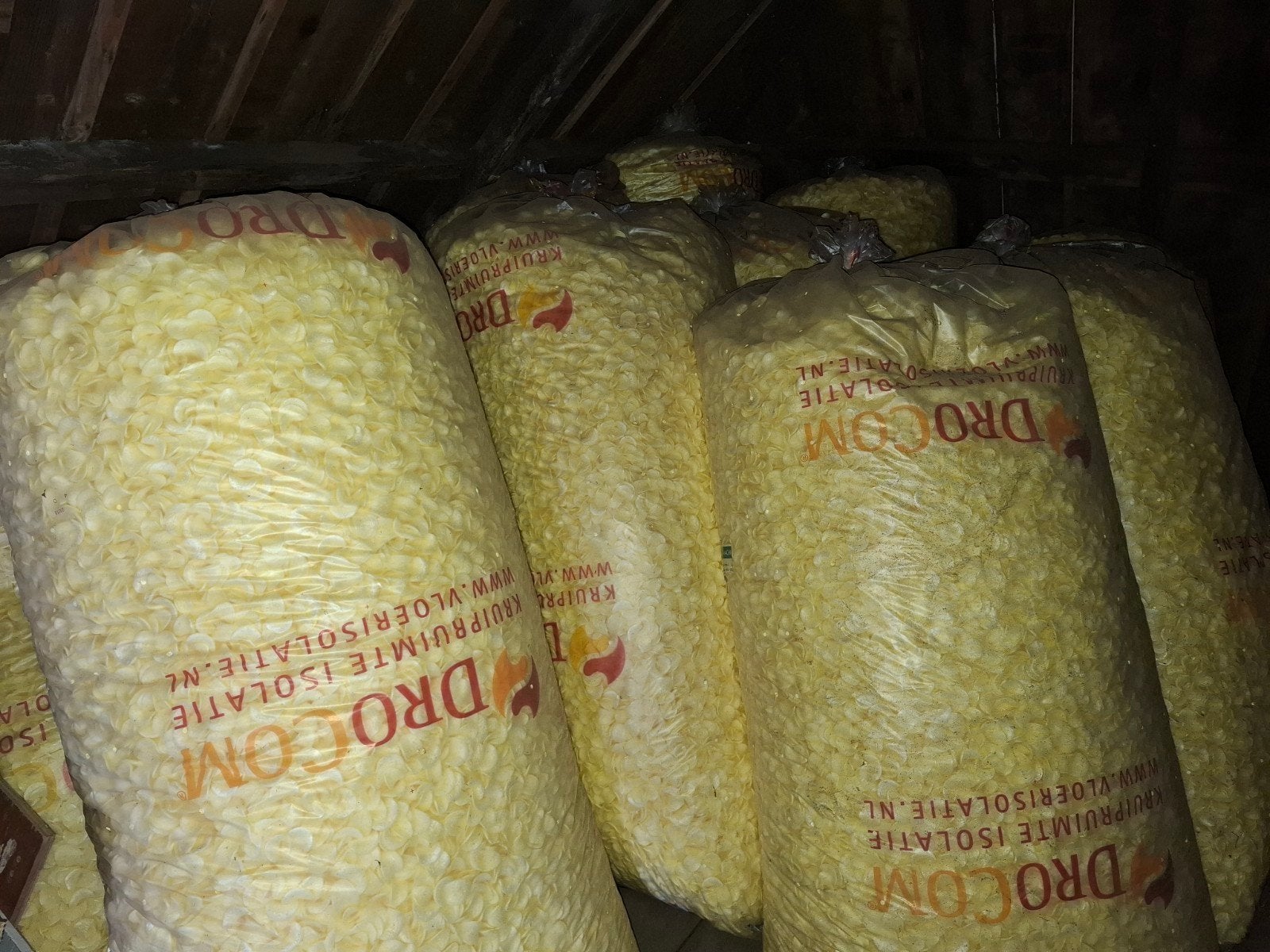 DROCOM Vloerisolatie Chips - Kruipruimte Isolatie, Doe-het-zelf en Verbouw, Overige materialen, Nieuw, 15 m² of meer, Vloerisolatie