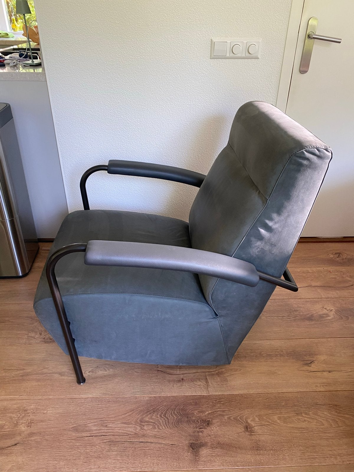 Leolux fauteuil, in goede staat, Ophalen, Zo goed als nieuw, Stof, 75 tot 100 cm