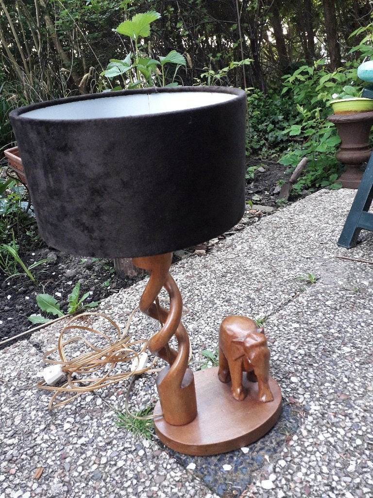 Lampvoet met olifant en met kap tafellamp, Ophalen of Verzenden, Hout