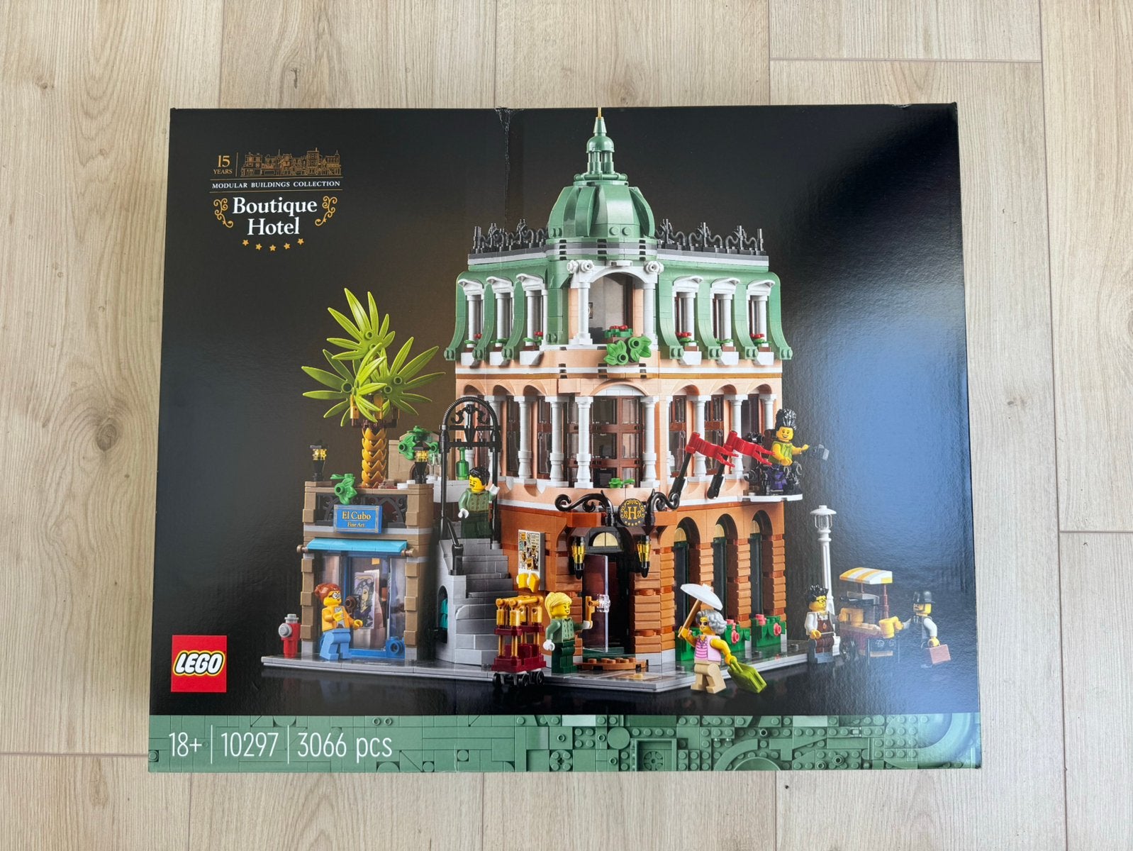 NIEUW: LEGO 10297 Boetiekhotel / Boutique Hotel, Kinderen en Baby's, Nieuw, Ophalen of Verzenden, Icons, Complete set
