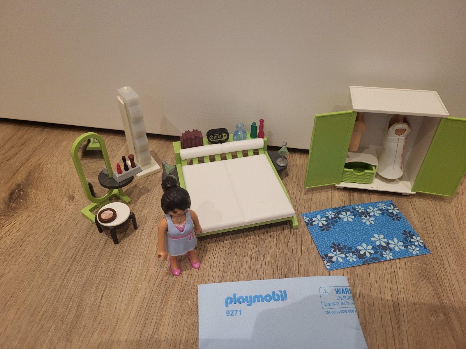 playmobil 9271, playmobil 9440 en losse poppentjes, Ophalen of Verzenden, Gebruikt, Complete set