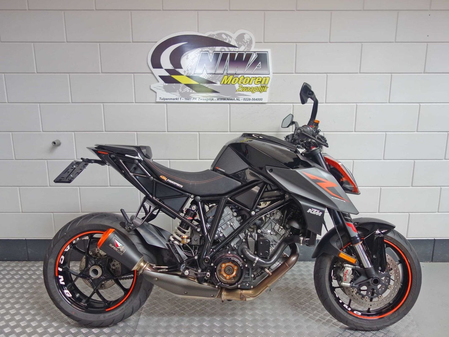 KTM 1290 SUPER DUKE R, 2 cilinders, KTM, Motorrijbewijs A, Bedrijf