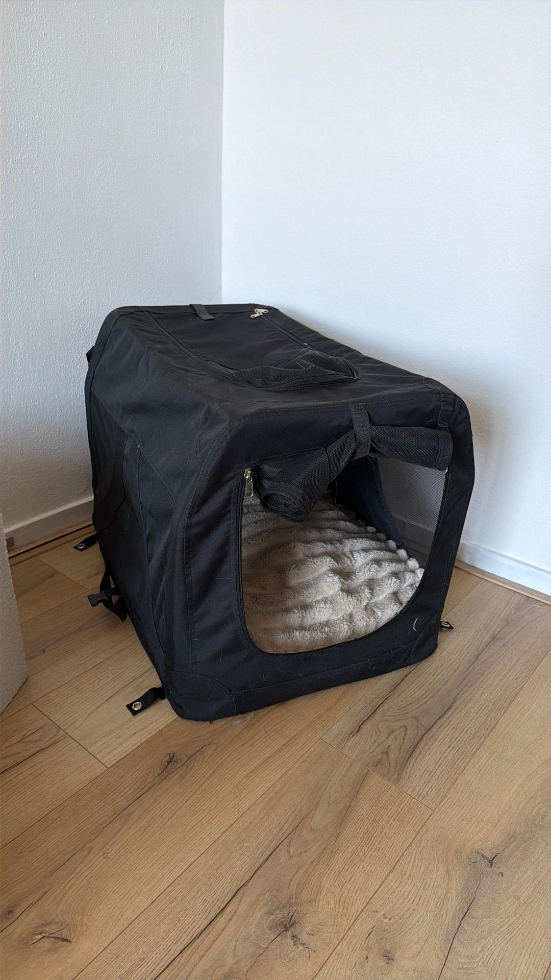 Honden mandje/ bench, Ophalen, Gebruikt