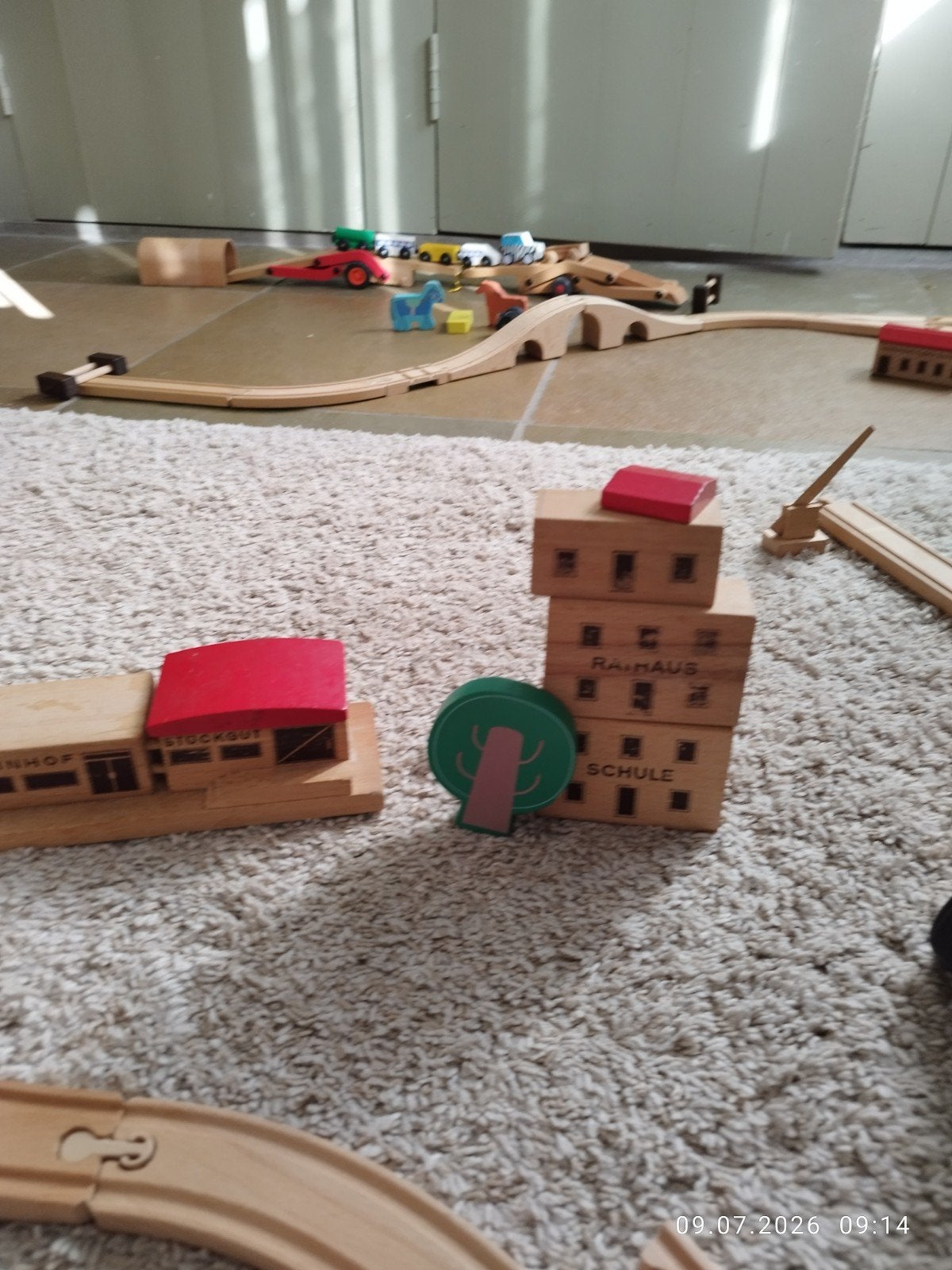 Houten Treinbaan Set met Stad, Dieren en Voertuigen, Kinderen en Baby's, Speelgoed | Houten speelgoed, Ophalen of Verzenden, Gebruikt