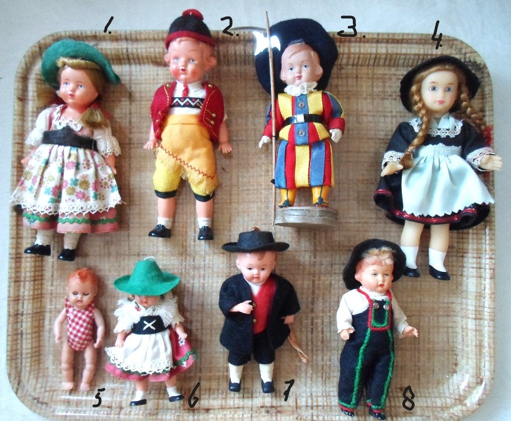 8 verschillende poppen. 5 euro per stuk., Ophalen of Verzenden, Gebruikt, Pop