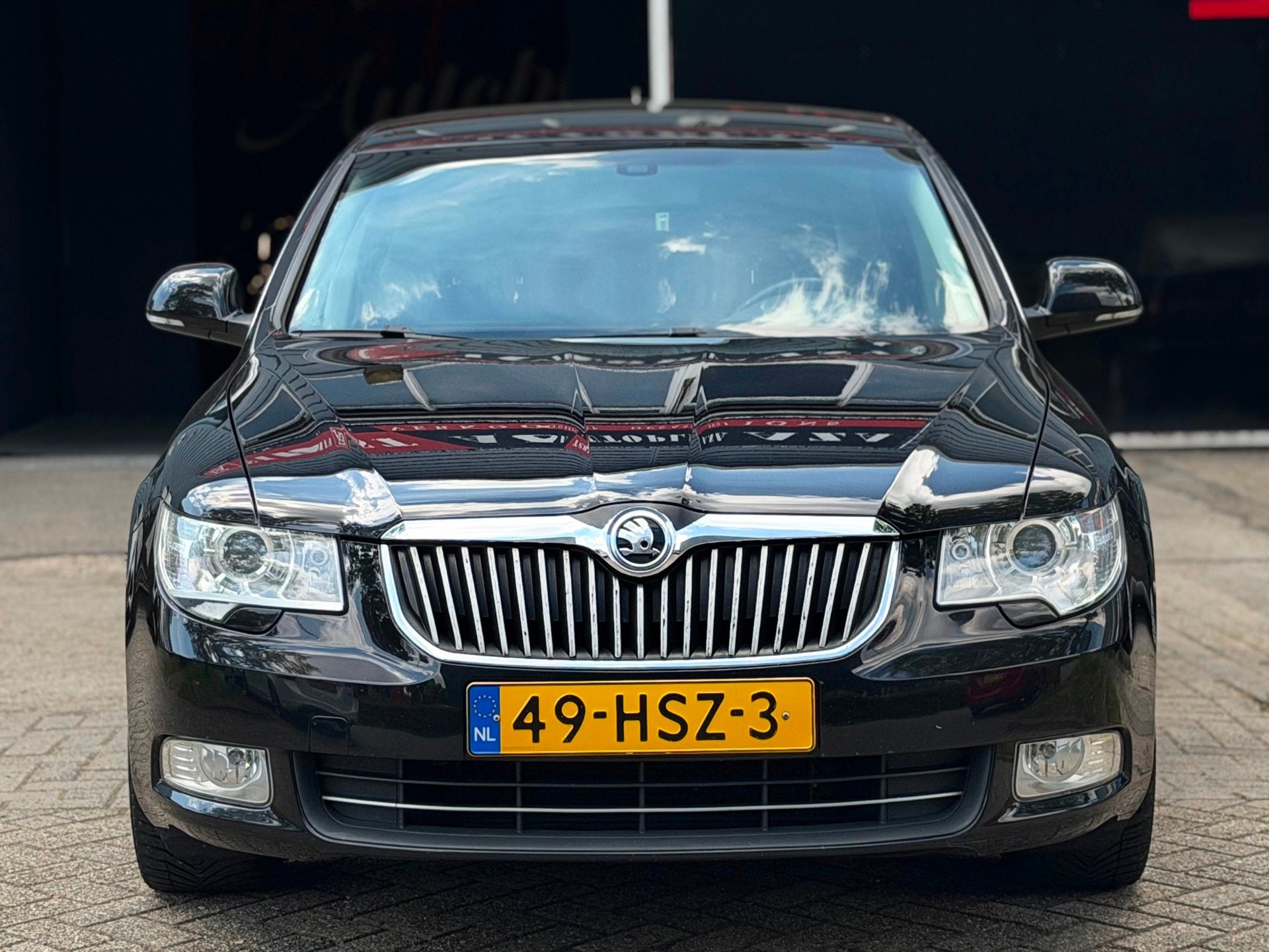 Skoda Superb 1.8 TSI Comfort CRUISE/NAVI/CRUISE/6-BAK | NETT, Auto's, Skoda, Stof, Zwart, 4 cilinders, 700 kg