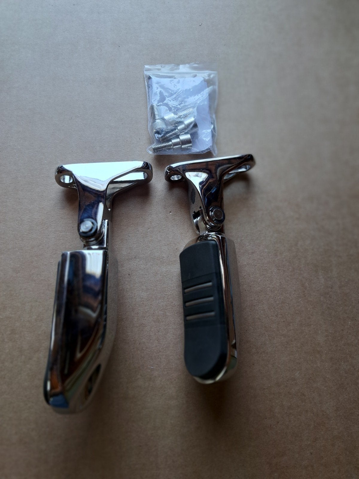 Harley Davidson Duo Voetsteunen  imitati, Ophalen of Verzenden, Gebruikt