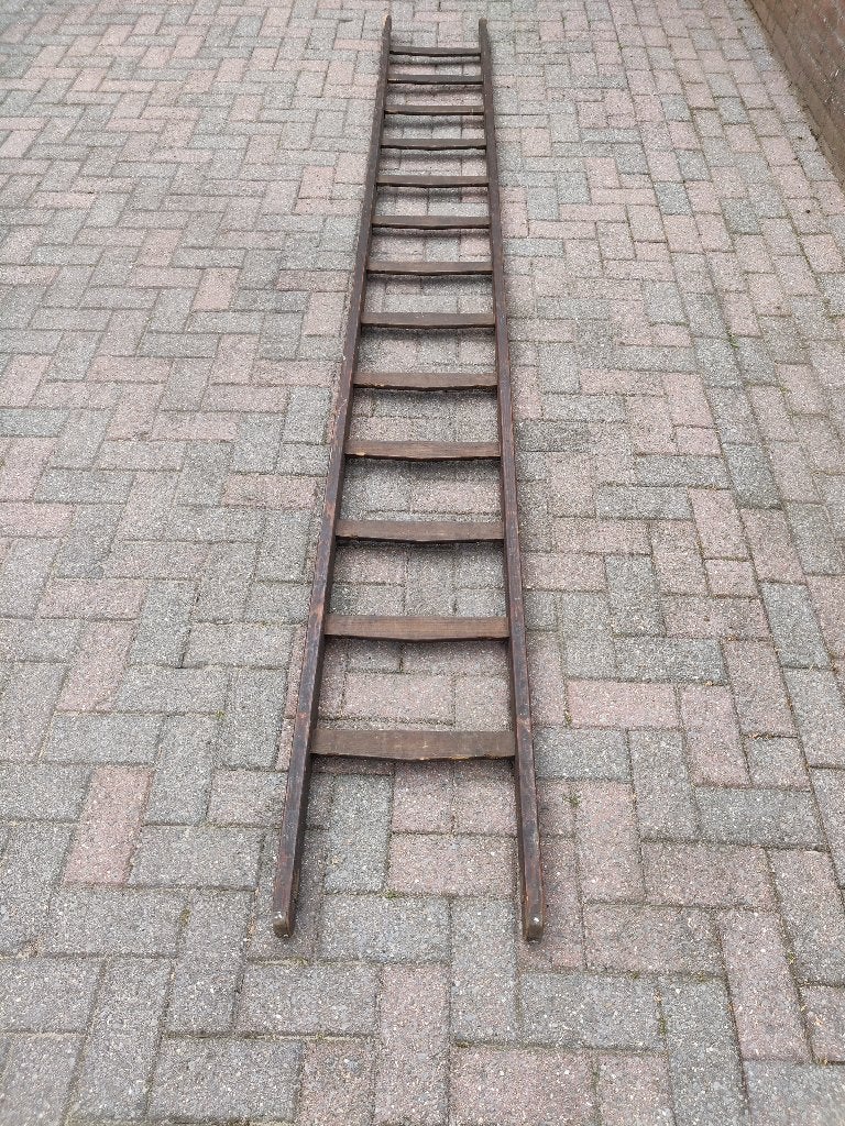 Houten ladder 13 treden, Ophalen, Gebruikt, 2 tot 4 meter