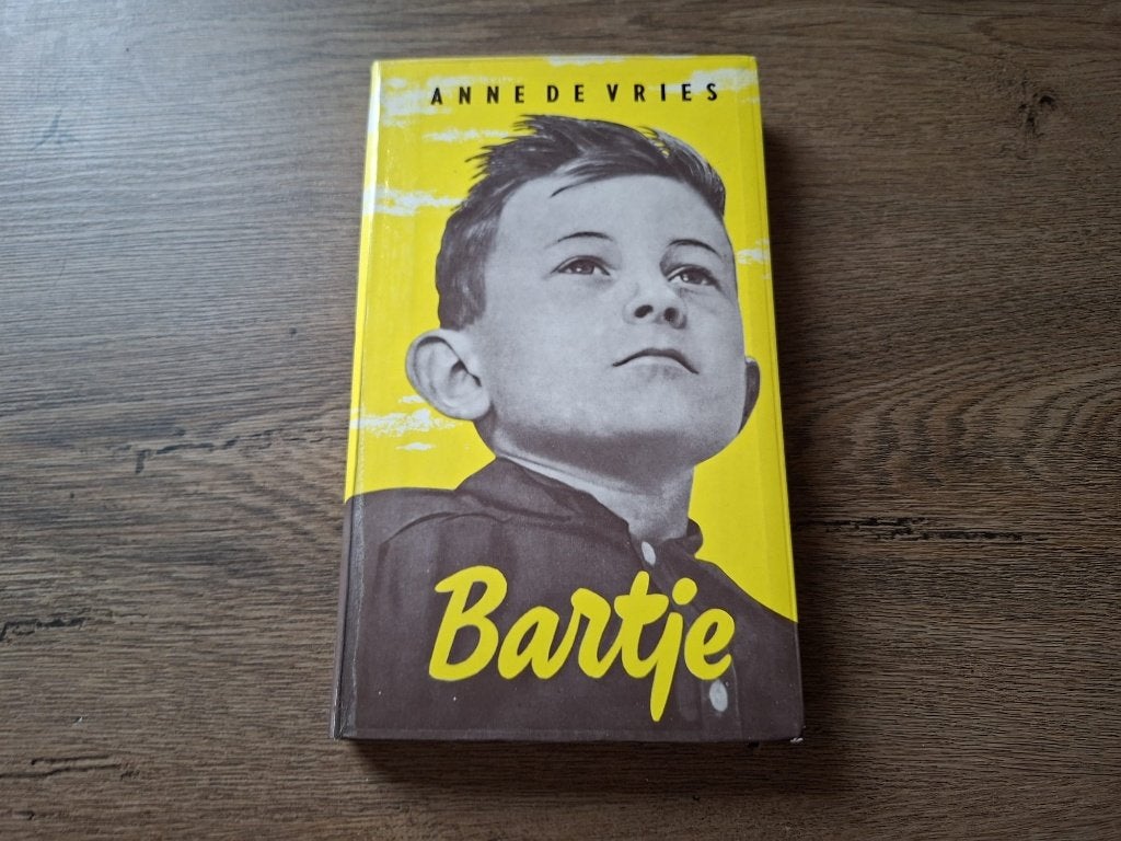 Boek : Bartje !!, Ophalen of Verzenden, Gelezen