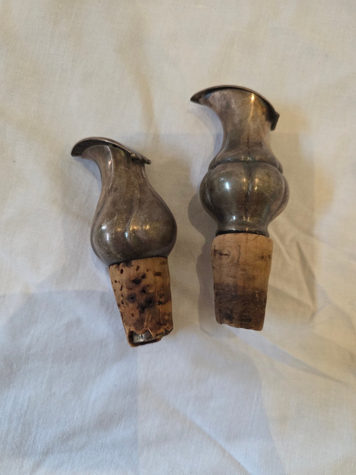 Verzilverde Antieke Flessenstoppers met Kurk - Set van 2, Antiek en Kunst, Ophalen of Verzenden, Zilver