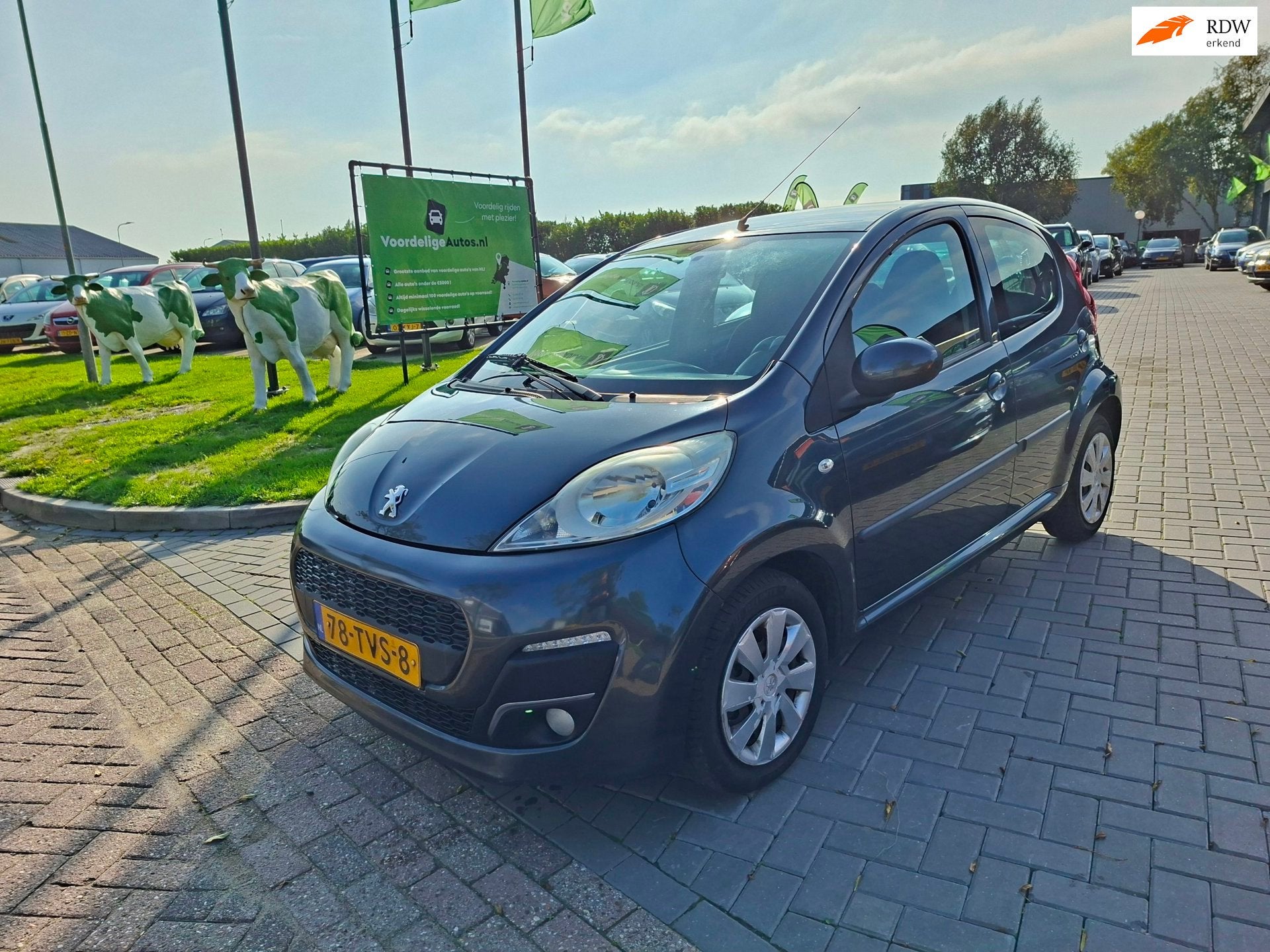 Peugeot 107 1.0 Active / Nette auto / APK okt 2027, Auto's, Euro 5, Gebruikt, 4 stoelen, Origineel Nederlands