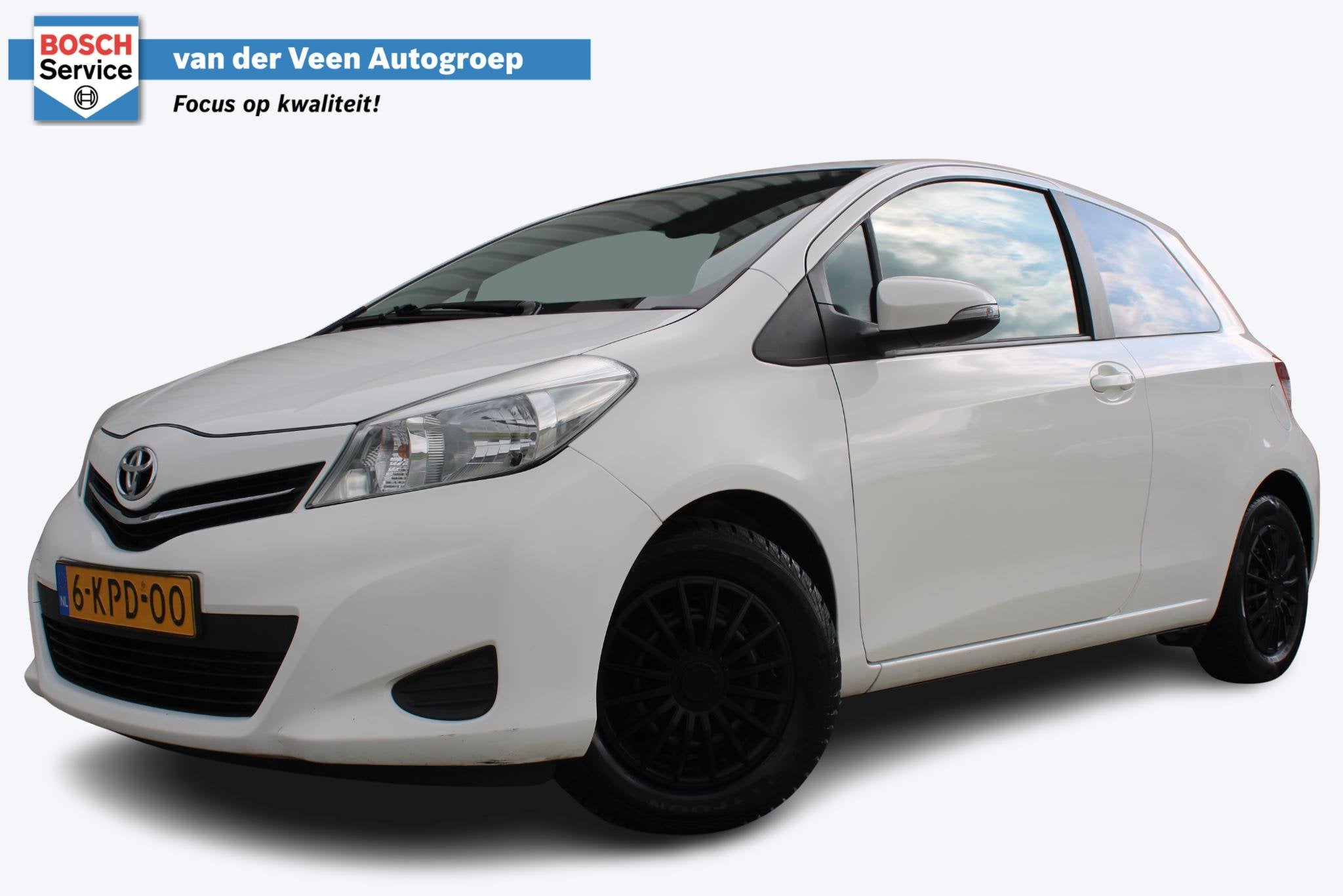 Toyota Yaris 1.0 VVT-i Aspiration | Airco | Achterruitrijcam, Auto's, Euro 5, 750 kg, Elektrische ramen, Wit