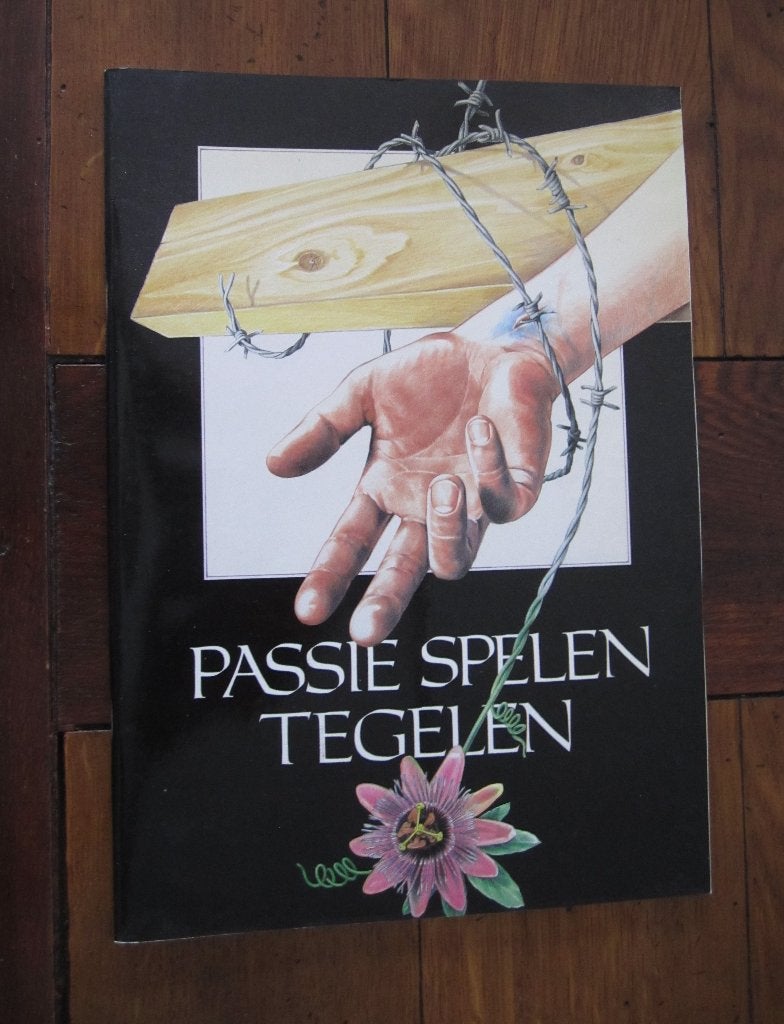 Passie spelen Tegelen 1990, Ophalen of Verzenden, Zo goed als nieuw, Jacques schreurs m.s.c.