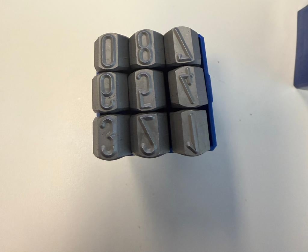Slagletters 12mm, Ophalen of Verzenden, Zo goed als nieuw