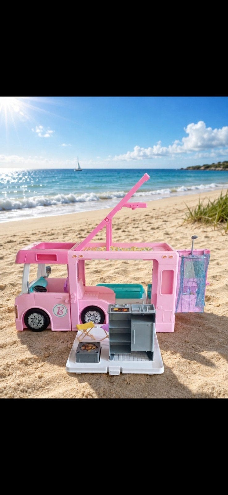 Barbie Camper met accessoires en boot, Ophalen, Gebruikt