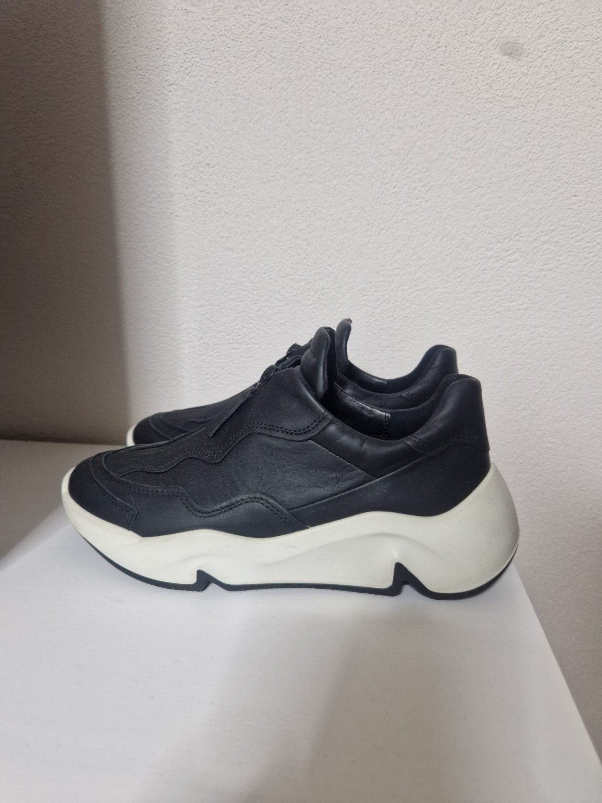 Leren Ecco sneakers met rits - Maat 39, Ecco, Zwart, Ophalen of Verzenden, Sneakers of Gympen