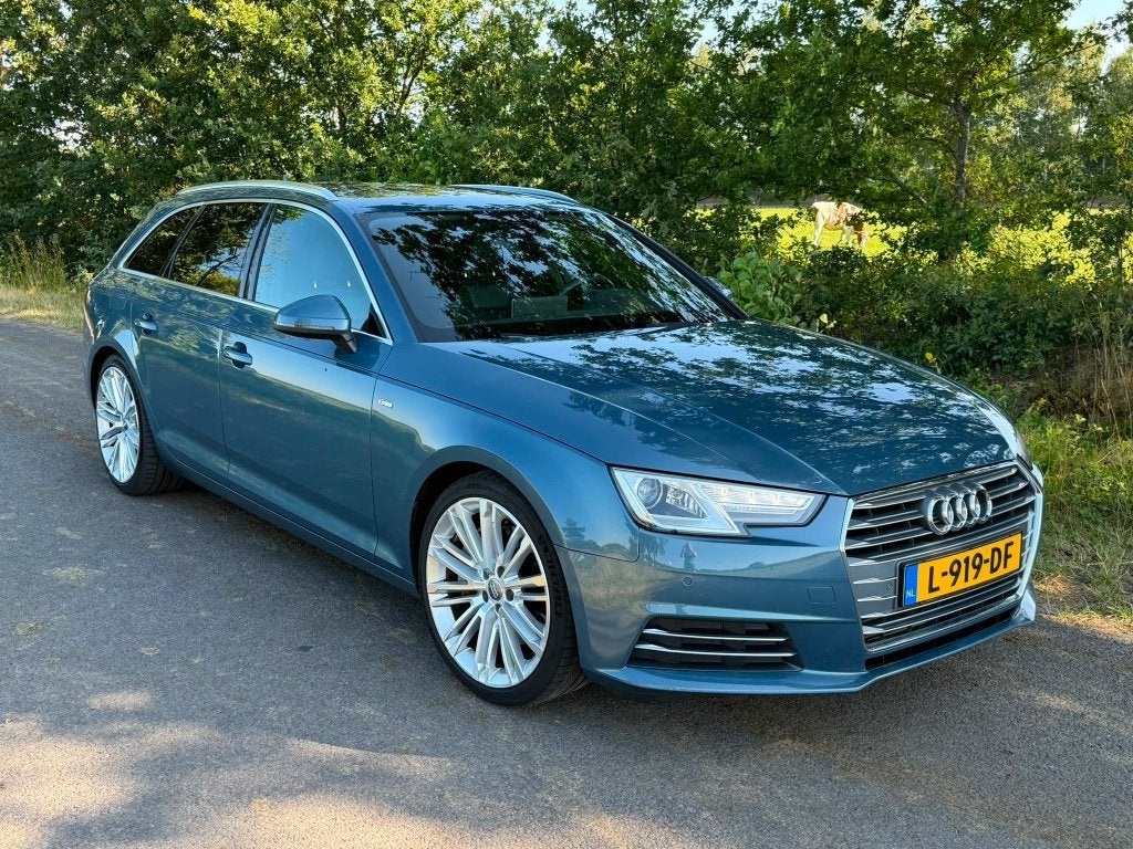 Audi A4 avant 2.0 TFSI | 252pk | 3x S-line | Polar Blauw, Auto's, Audi, 4 cilinders, 1984 cc, Blauw, A4