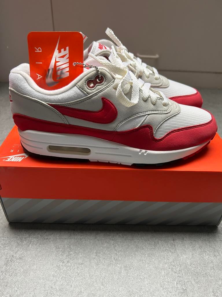 Nike air max 1 anniversary red restock 41, Ophalen of Verzenden, Nieuw, Overige kleuren