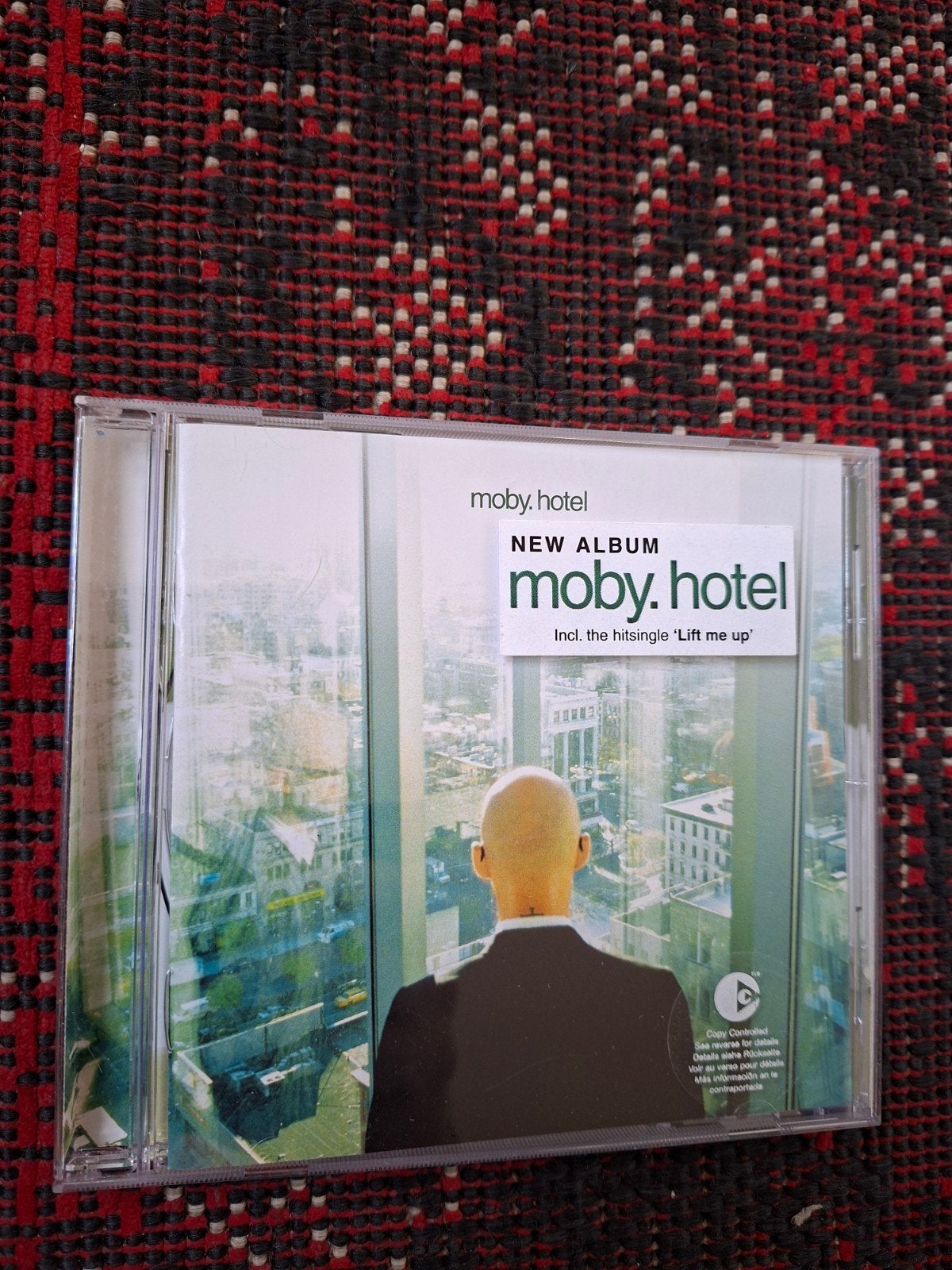 CD Moby  -  Moby Hotel, Ophalen