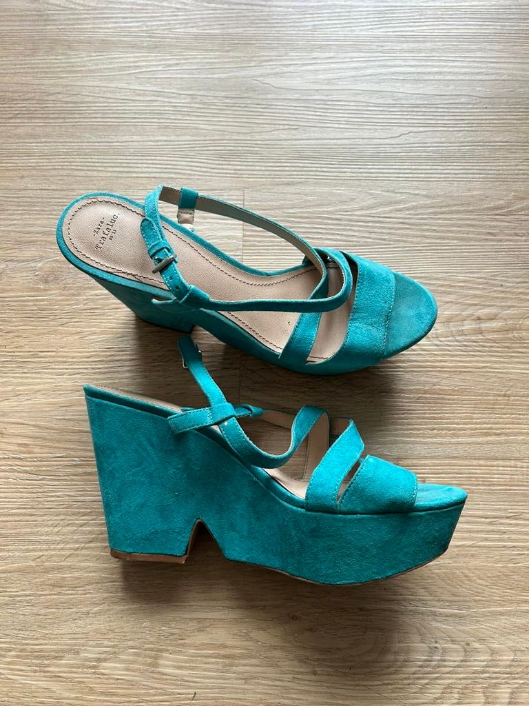 Turquoise blokhakken maat 40 Zara, Pumps, Blauw, Ophalen of Verzenden, Gedragen