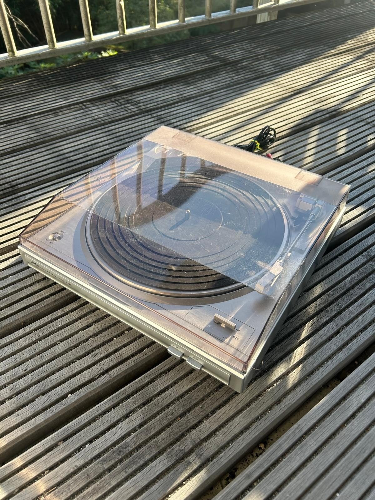 Denon DP-29F Automatische Platenspeler - Zilver, Audio, Tv en Foto, Automatisch, Zo goed als nieuw, Platenspeler, Ophalen