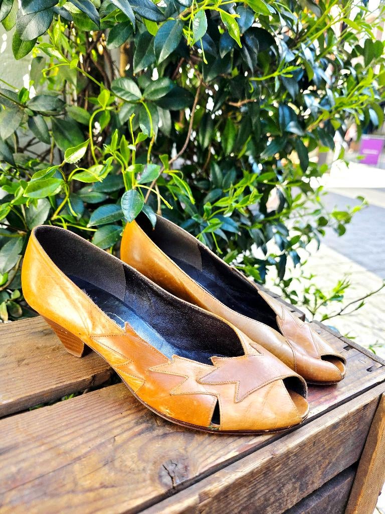 YV9587 : Vintage 50s / 60s Schieler Zigzag Peep-Toe Pumps, Schieler, Bruin, Unknown, Unknown