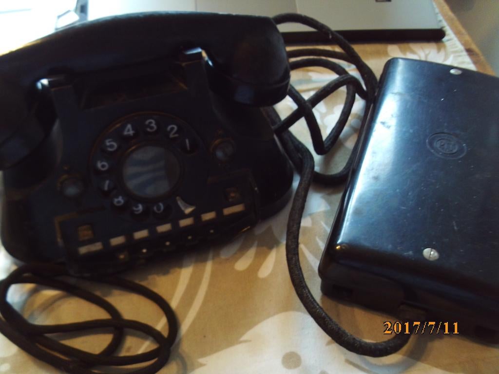 vintage telefoontoestel 1949 Atea +montage kast bakeliet PTT, Ophalen of Verzenden
