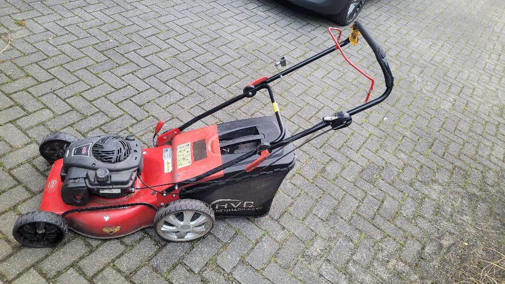 te koop benzine grasmaaier HVC 450 E 125 cc B&S motor, Cirkelmaaier, Gebruikt, Brigs & Stratton, Ophalen of Verzenden
