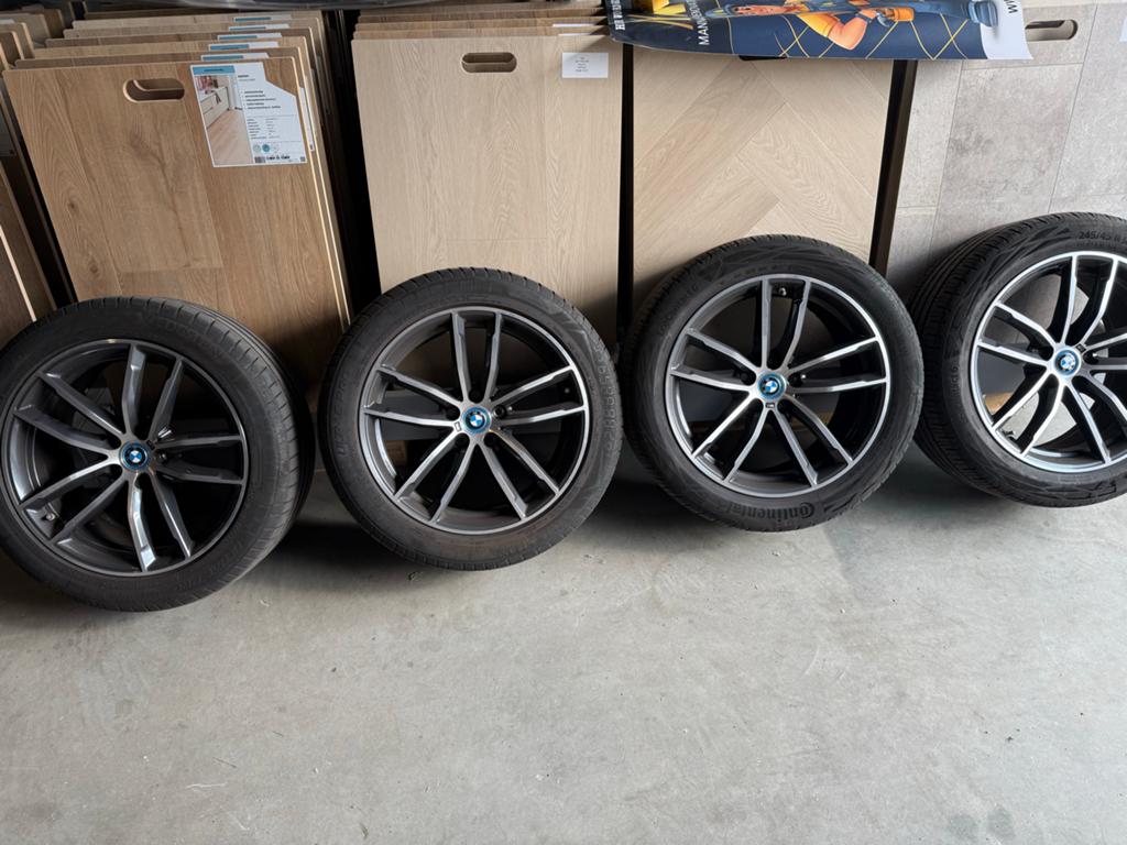 BMW M velgen 18 inch met goede merk banden, 18 inch, Gebruikt, Banden en Velgen, Ophalen of Verzenden