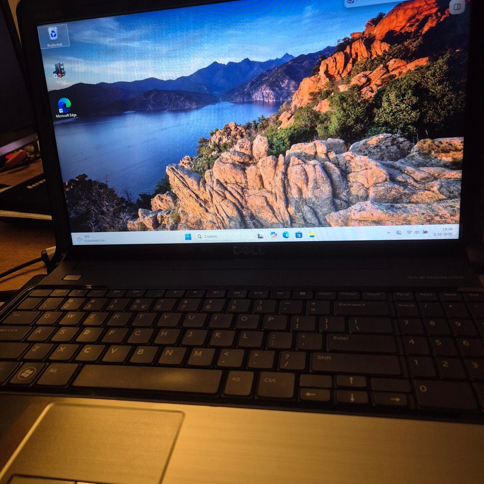 laptop merk Dell metwindows 11 en ssd en 8 GB Ram dvdrw, 2 tot 3 Ghz, Qwerty, 8 GB, Ophalen of Verzenden