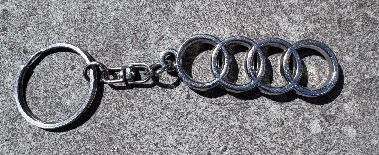 Audi Sleutelhanger - Stijlvol en Duurzaam, Ophalen of Verzenden, Zo goed als nieuw, Merk