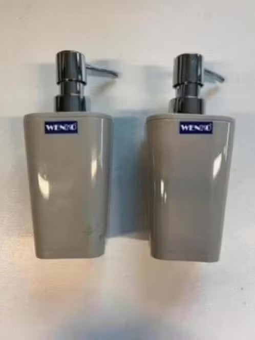 NIEUW! Wenko zeeppompjes grijs 18x7 cm per stuk €5,99, Ophalen of Verzenden, Nieuw, Grijs, Overige typen