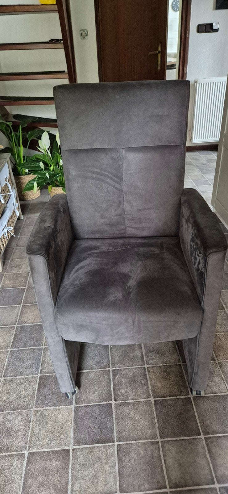 4 Grijze eetkamerstoelen op wieltjes met hoge leuning, Huis en Inrichting, Fauteuils, Ophalen, Gebruikt, Minder dan 75 cm, 50 tot 75 cm