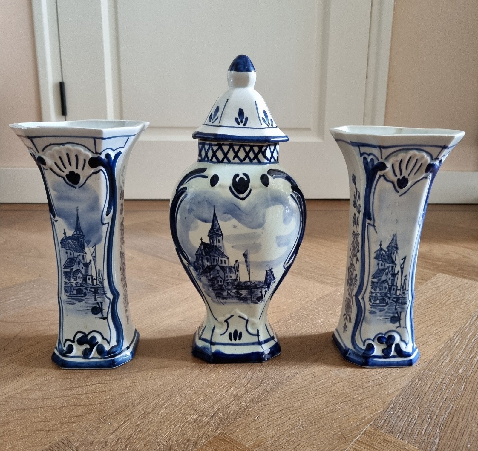 vintage kastset 3 vazen. "Delfs blauw", Antiek en Kunst, Ophalen of Verzenden
