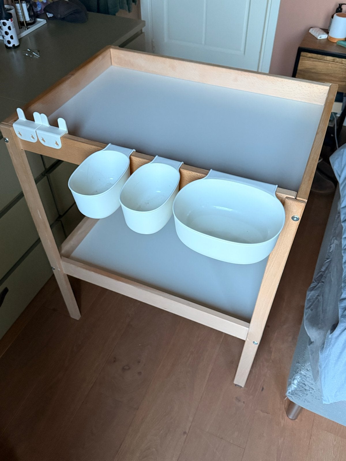Ikea Sniglar Commode Beuken/Wit met Opbergmandjes en Haken, Gebruikt, Minder dan 75 cm, 50 tot 70 cm, Opstaande rand